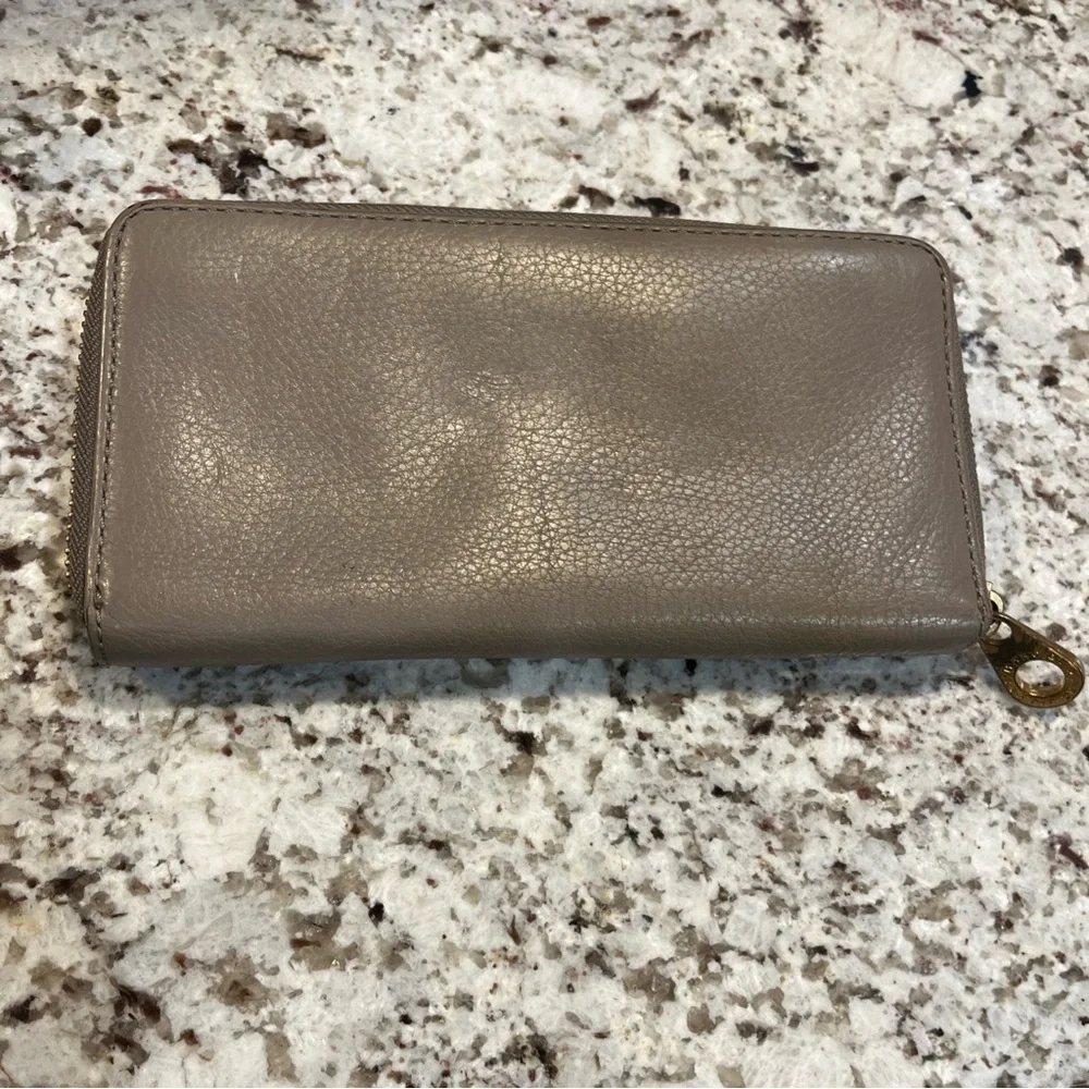 Marc Jacobs Taupe Leather Zip-Around Wallet with Gold Plaque